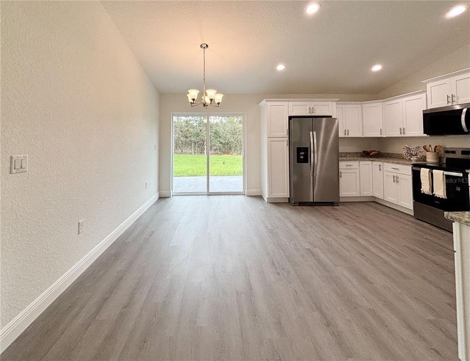 En Venta: $229,900 (3 camas, 2 baños, 1324 Pies cuadrados)