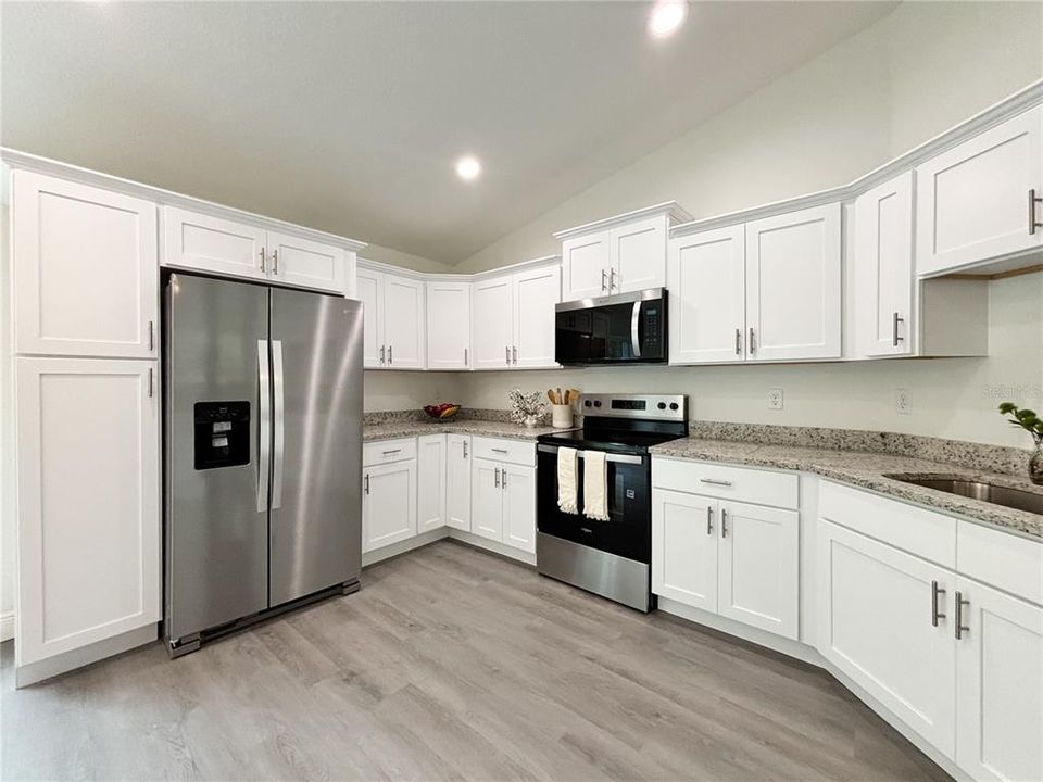 En Venta: $229,900 (3 camas, 2 baños, 1324 Pies cuadrados)