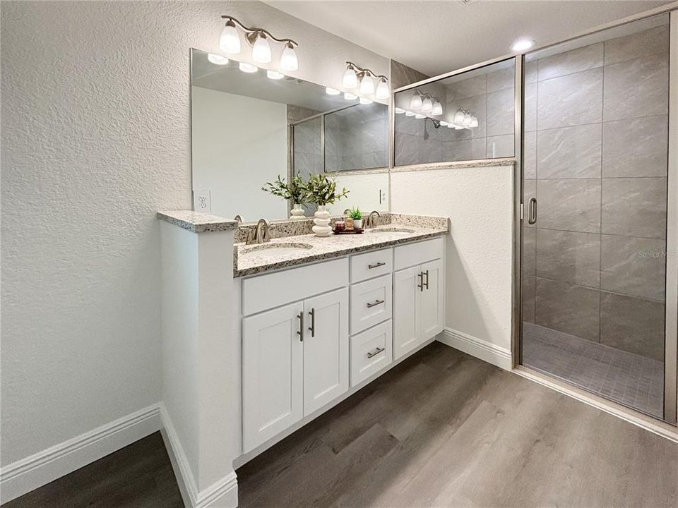 En Venta: $229,900 (3 camas, 2 baños, 1324 Pies cuadrados)