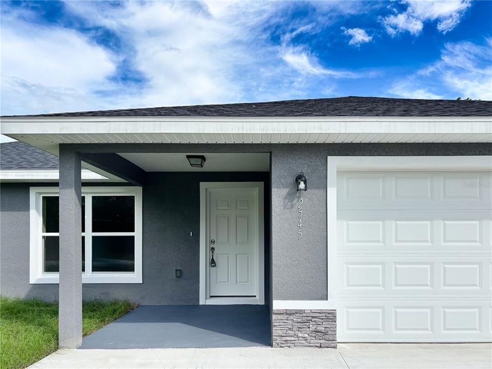 En Venta: $229,900 (3 camas, 2 baños, 1324 Pies cuadrados)