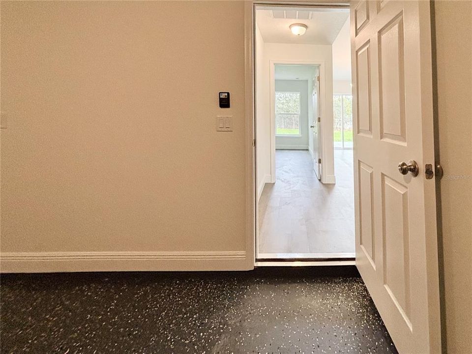 En Venta: $229,900 (3 camas, 2 baños, 1324 Pies cuadrados)