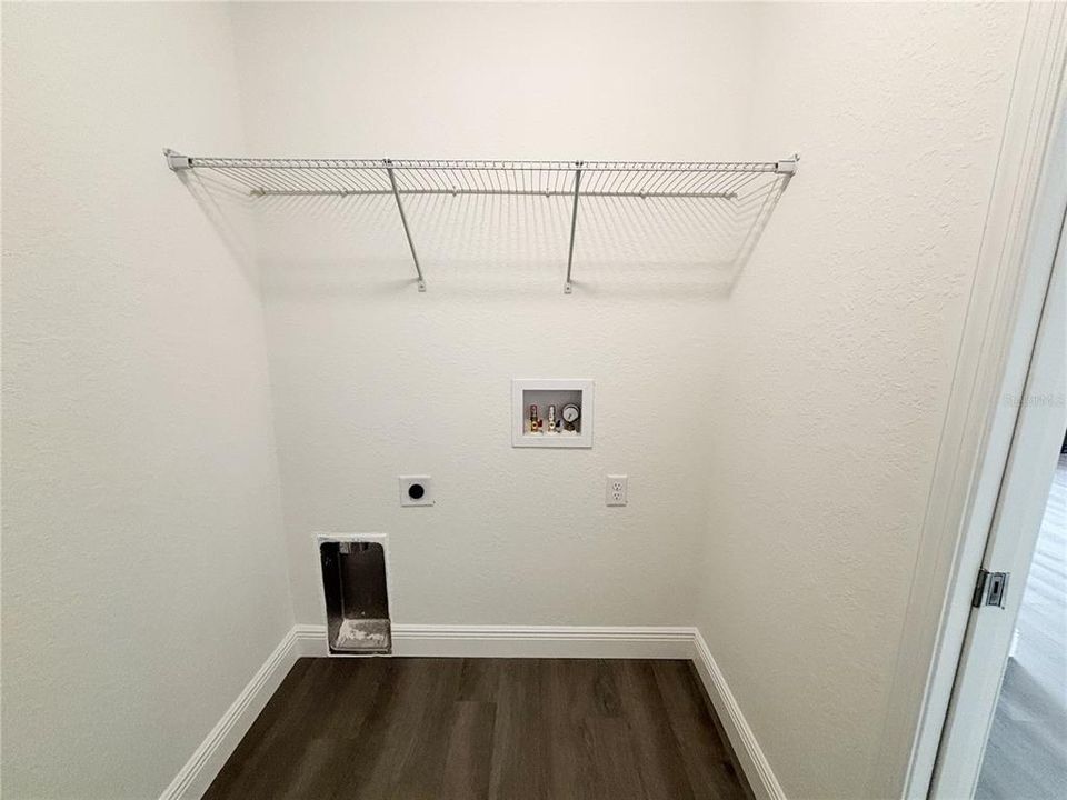 En Venta: $229,900 (3 camas, 2 baños, 1324 Pies cuadrados)