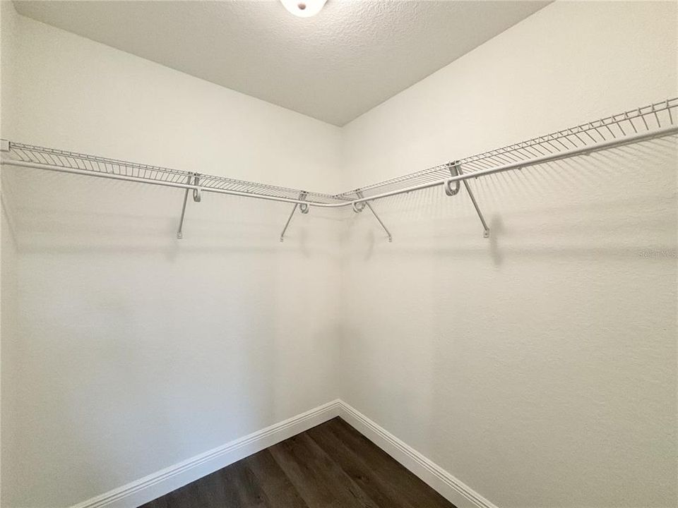 En Venta: $229,900 (3 camas, 2 baños, 1324 Pies cuadrados)