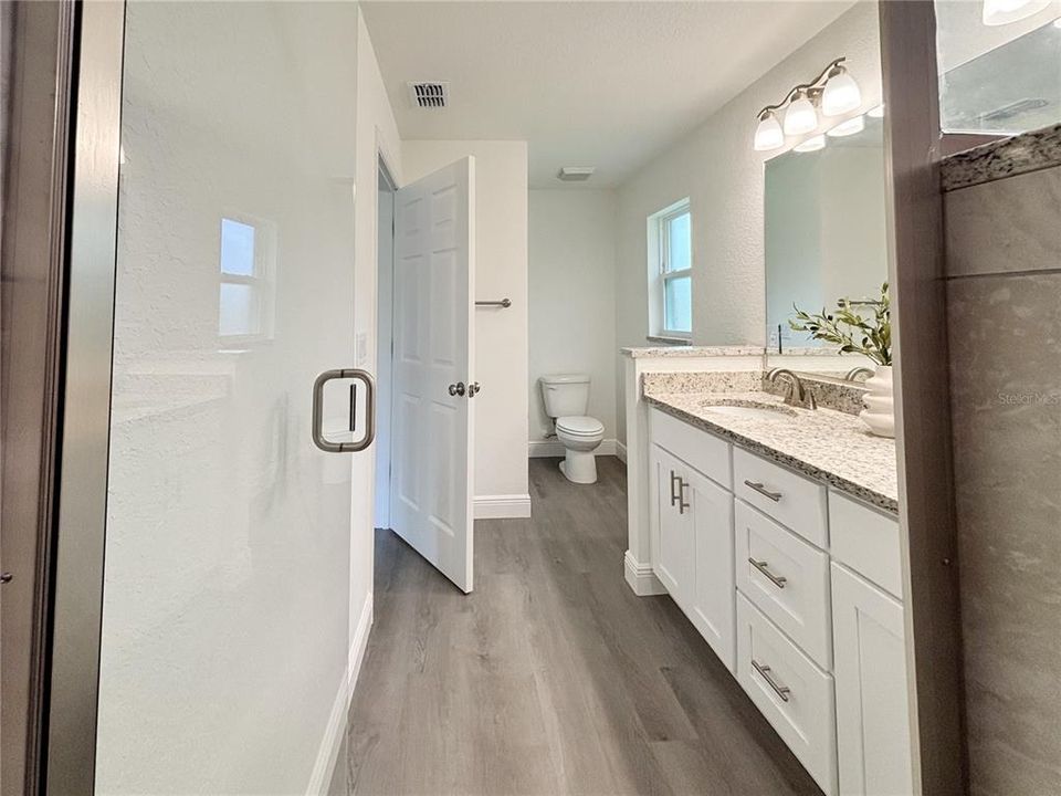 En Venta: $229,900 (3 camas, 2 baños, 1324 Pies cuadrados)