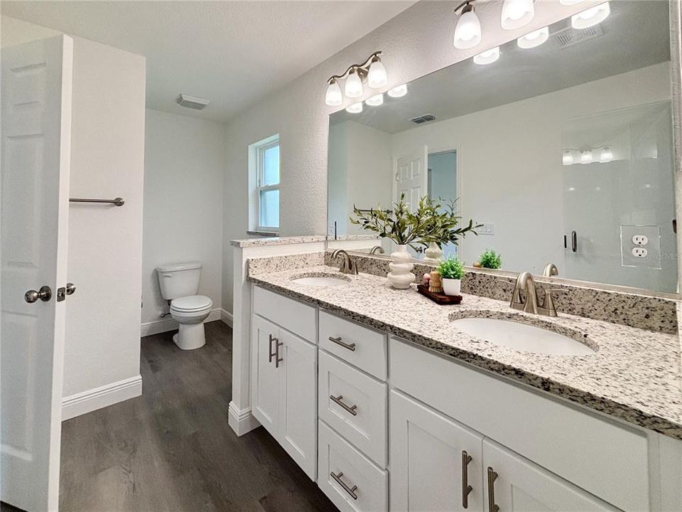 En Venta: $229,900 (3 camas, 2 baños, 1324 Pies cuadrados)