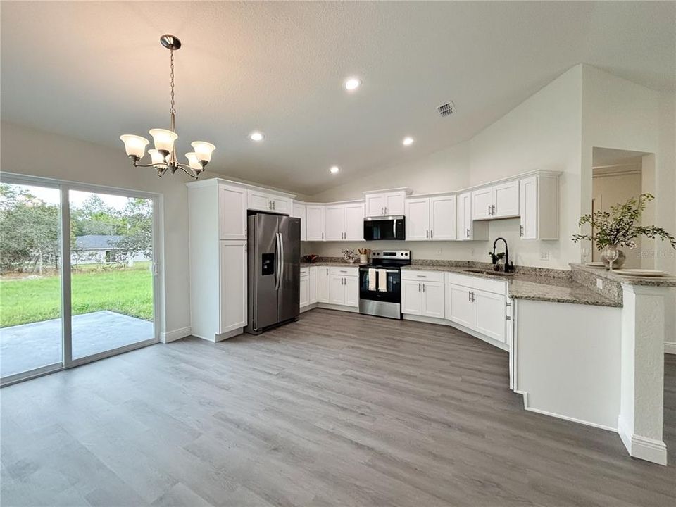 En Venta: $229,900 (3 camas, 2 baños, 1324 Pies cuadrados)