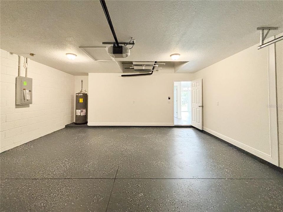 En Venta: $229,900 (3 camas, 2 baños, 1324 Pies cuadrados)