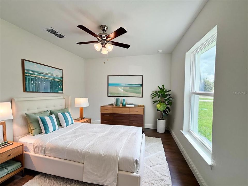 En Venta: $229,900 (3 camas, 2 baños, 1324 Pies cuadrados)