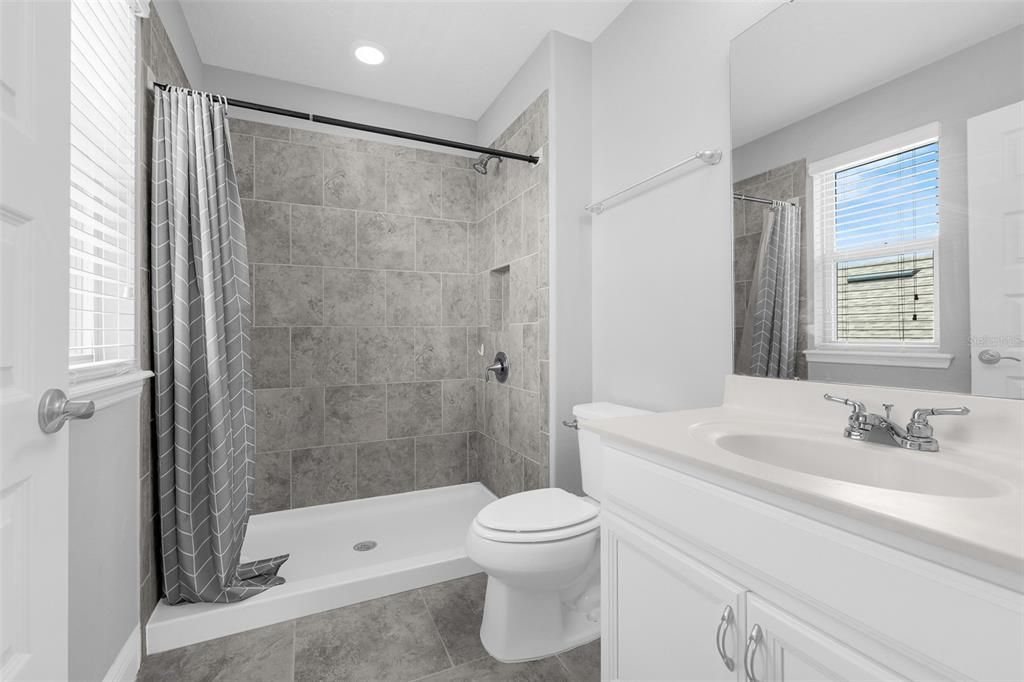 В аренду: $4,200 (5 спален, 4 ванн, 3278 Квадратных фут)