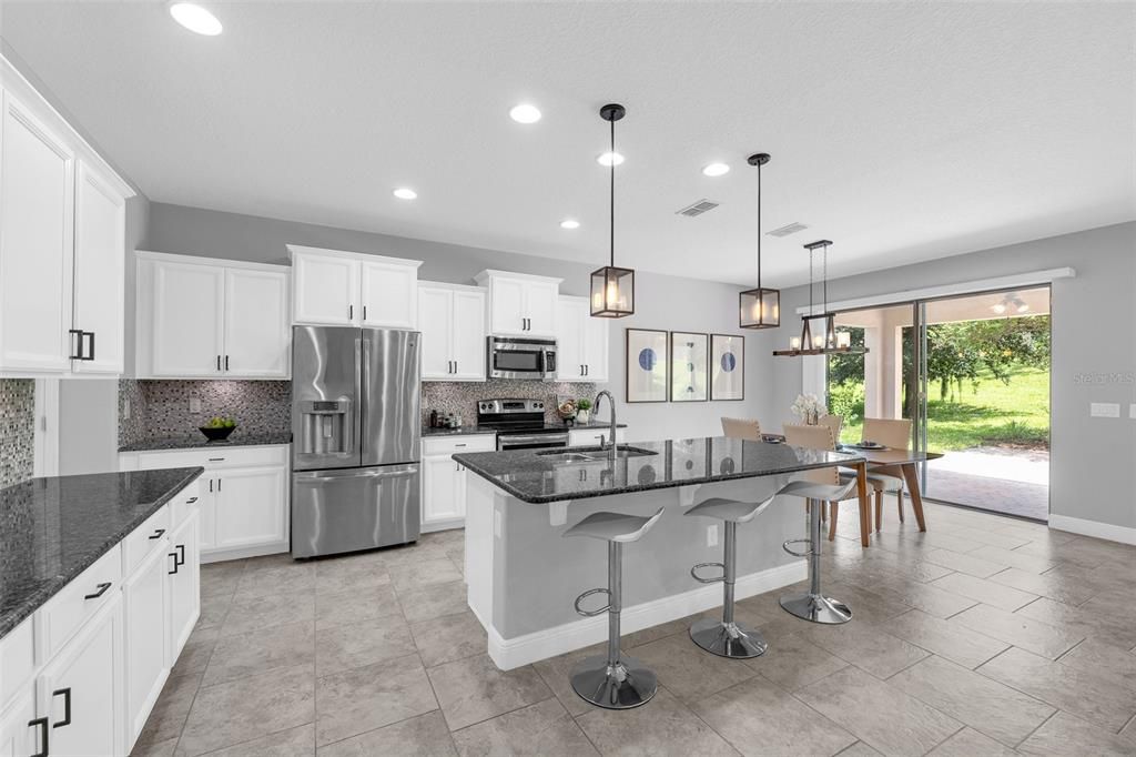 В аренду: $4,200 (5 спален, 4 ванн, 3278 Квадратных фут)