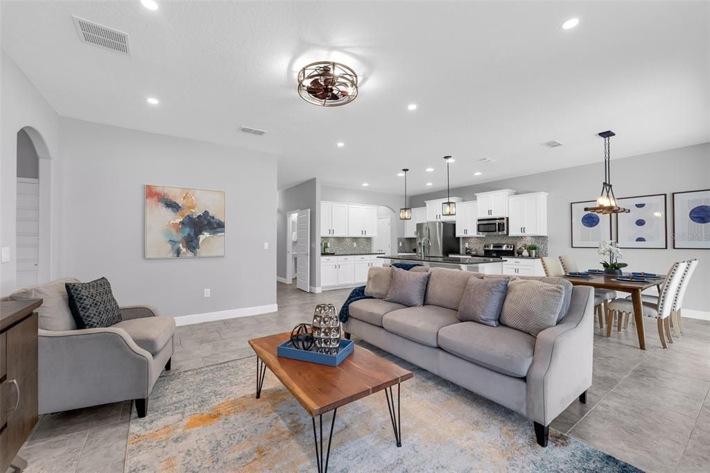 В аренду: $4,200 (5 спален, 4 ванн, 3278 Квадратных фут)