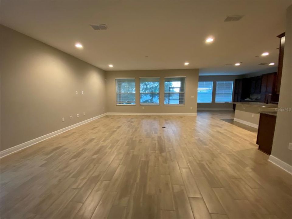 В аренду: $3,000 (4 спален, 3 ванн, 2874 Квадратных фут)