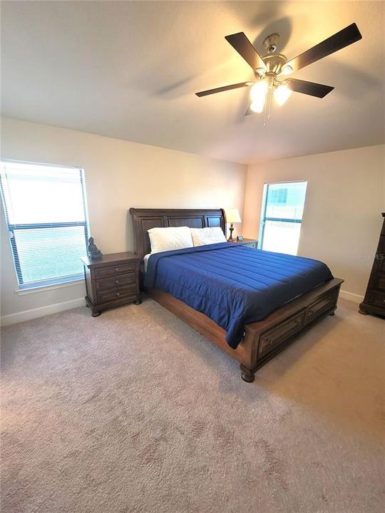 For Rent: $2,500 (4 beds, 2 baths, 1820 Square Feet)