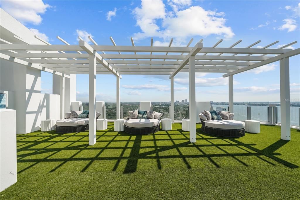 En Venta: $1,995,000 (2 camas, 3 baños, 2176 Pies cuadrados)