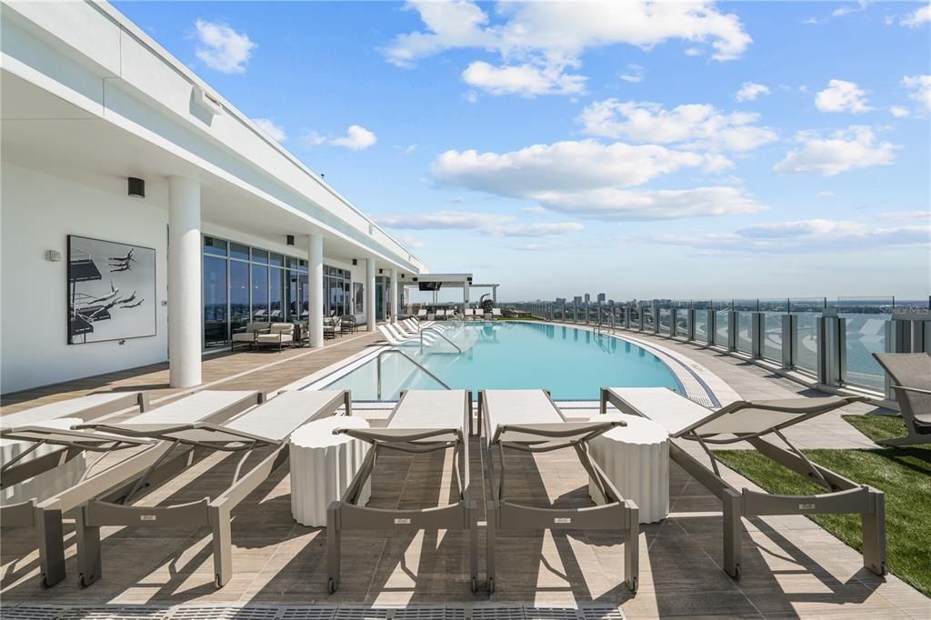 En Venta: $1,995,000 (2 camas, 3 baños, 2176 Pies cuadrados)