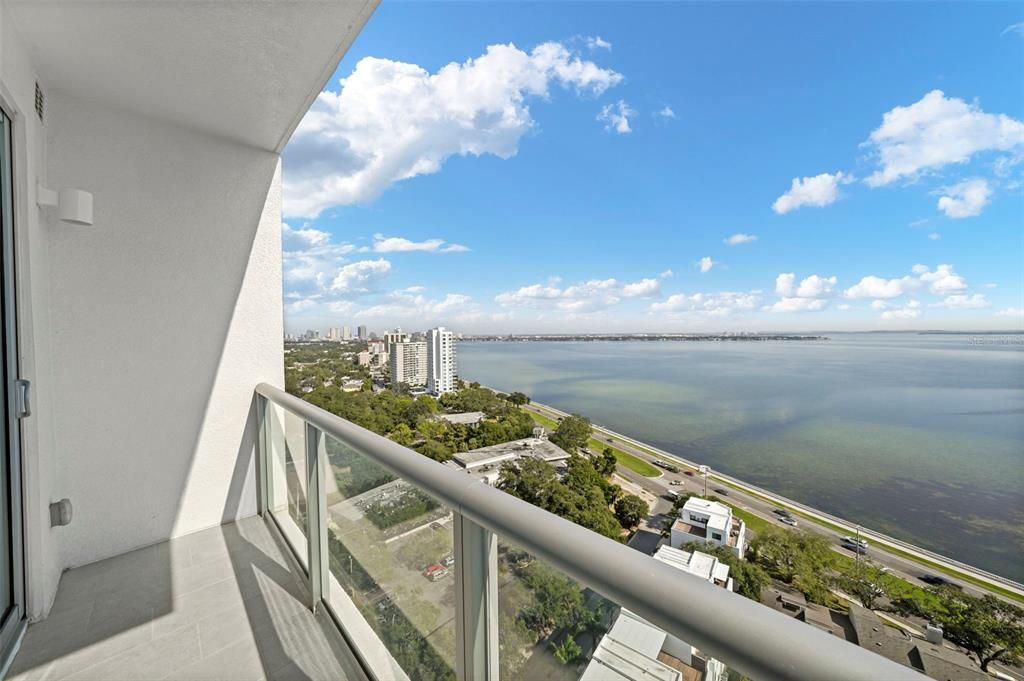 En Venta: $1,995,000 (2 camas, 3 baños, 2176 Pies cuadrados)