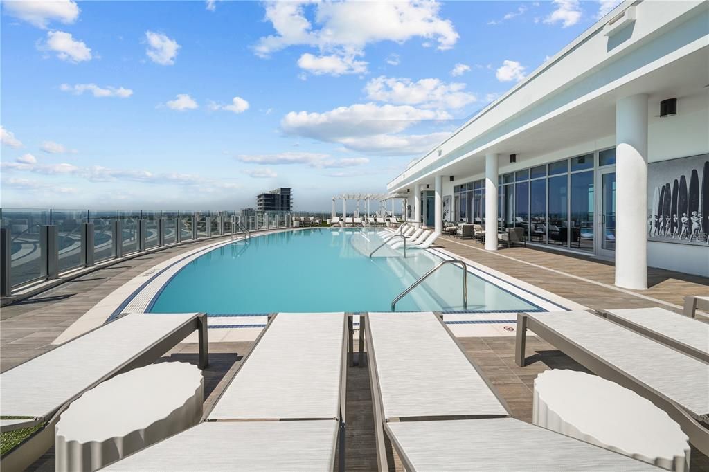 En Venta: $1,995,000 (2 camas, 3 baños, 2176 Pies cuadrados)