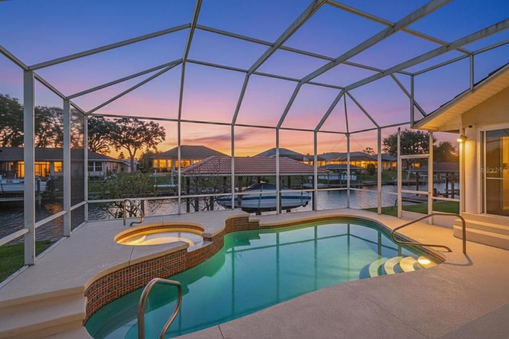 待售: $795,000 (4 贝兹, 2 浴室, 2330 平方英尺)