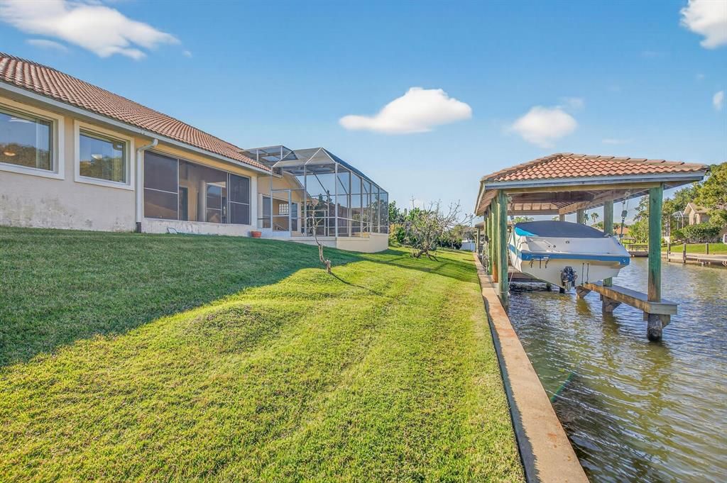 待售: $795,000 (4 贝兹, 2 浴室, 2330 平方英尺)