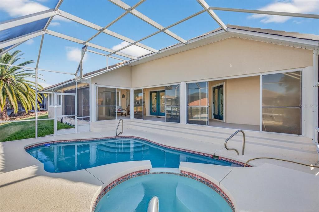 待售: $795,000 (4 贝兹, 2 浴室, 2330 平方英尺)