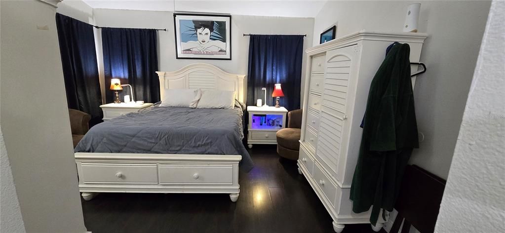 For Sale: $335,000 (3 beds, 2 baths, 1311 Square Feet)