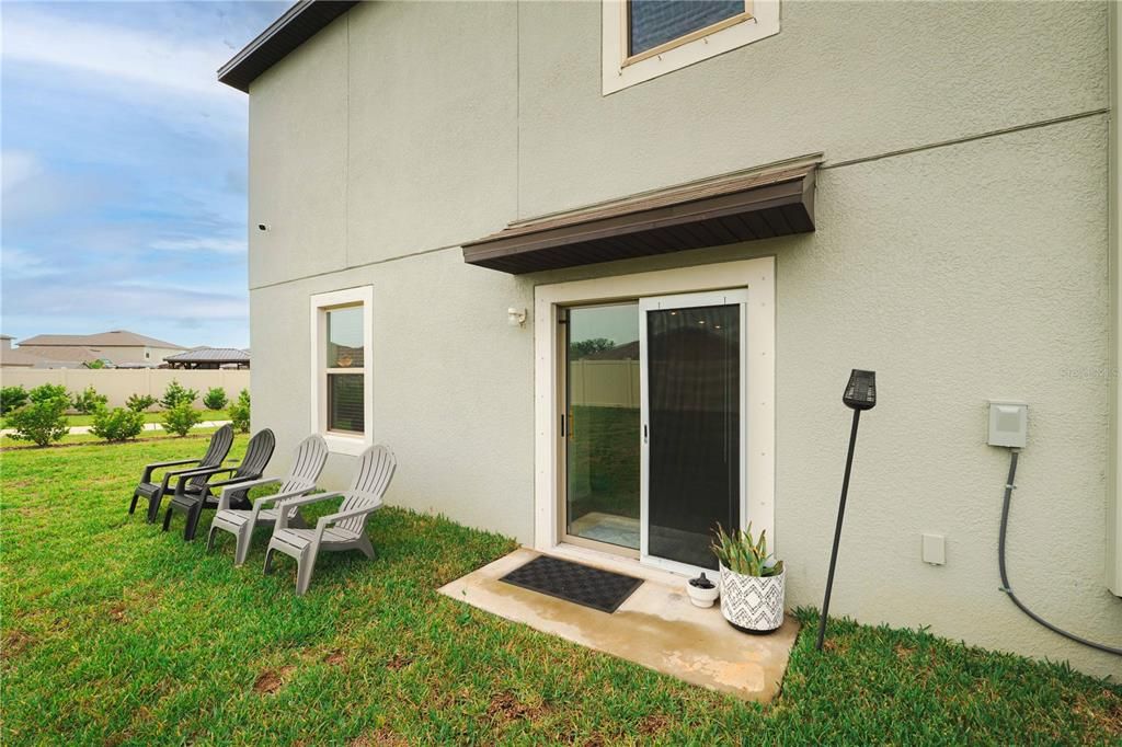 For Sale: $424,900 (5 beds, 2 baths, 2415 Square Feet)