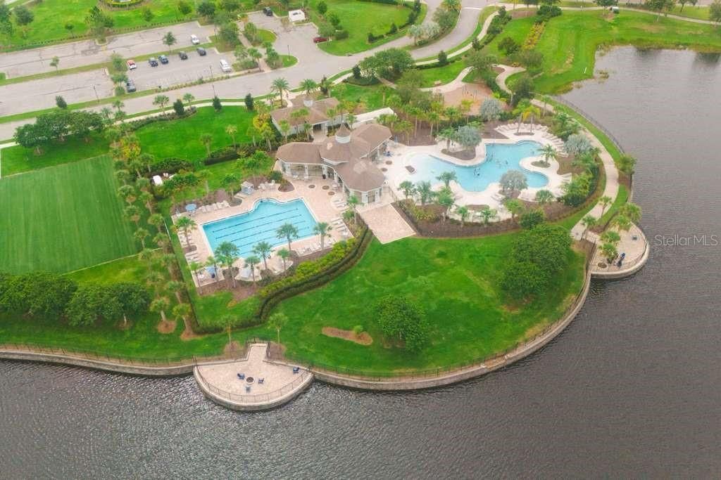 For Sale: $424,900 (5 beds, 2 baths, 2415 Square Feet)