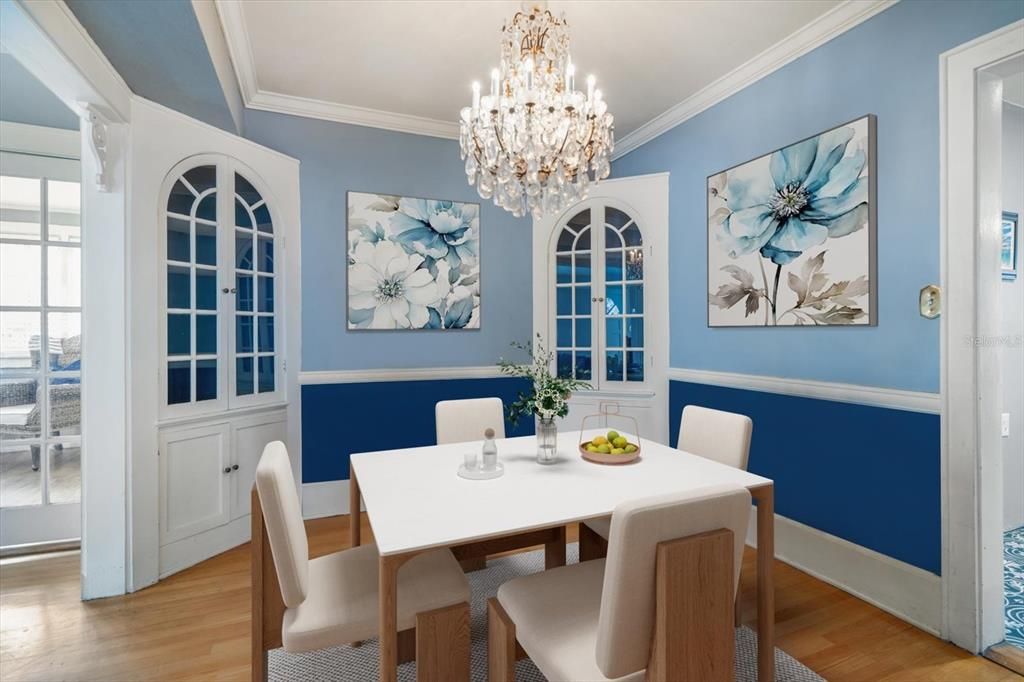 For Sale: $425,000 (5 beds, 3 baths, 1980 Square Feet)