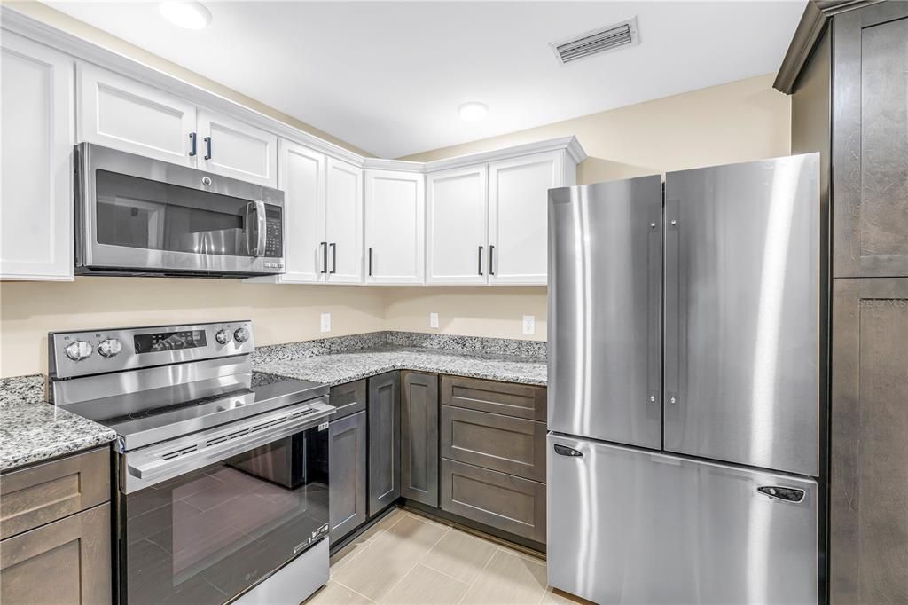 待售: $325,000 (3 贝兹, 2 浴室, 1610 平方英尺)