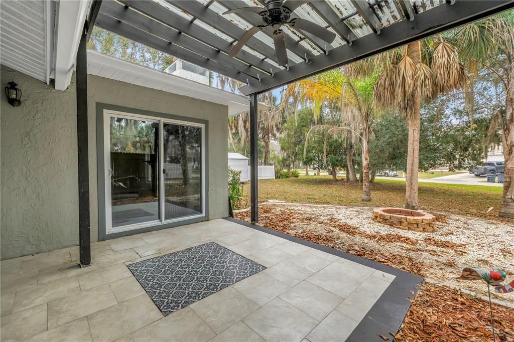 待售: $325,000 (3 贝兹, 2 浴室, 1610 平方英尺)