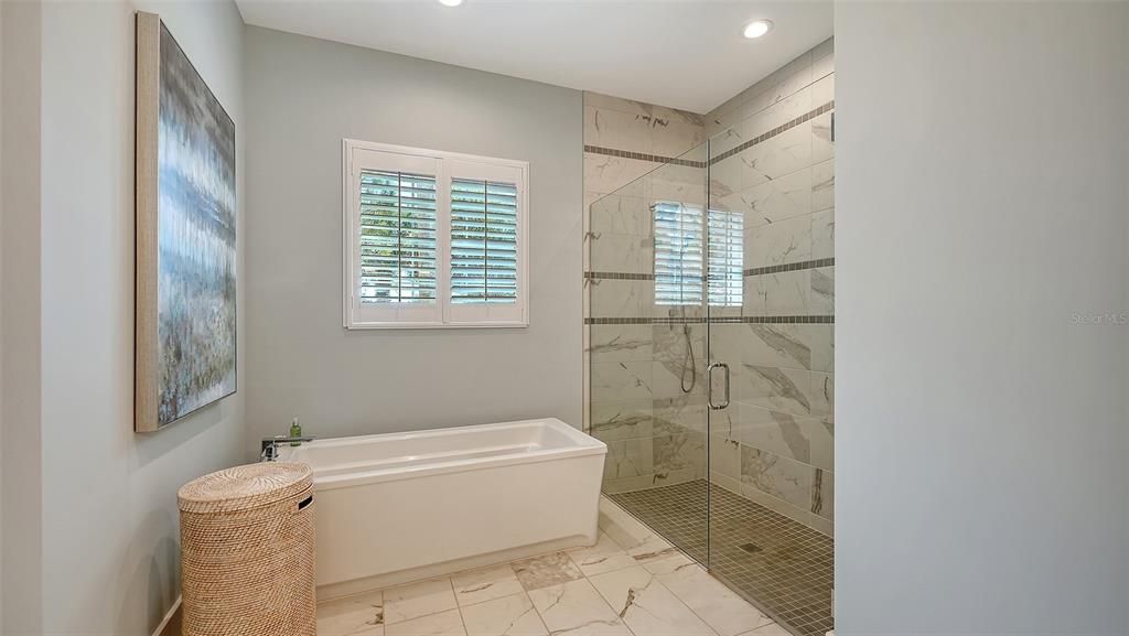 待售: $1,889,000 (3 贝兹, 2 浴室, 2429 平方英尺)