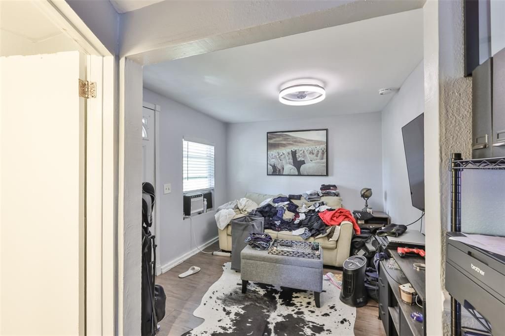 En Venta: $450,000 (3 camas, 0 baños, 1207 Pies cuadrados)