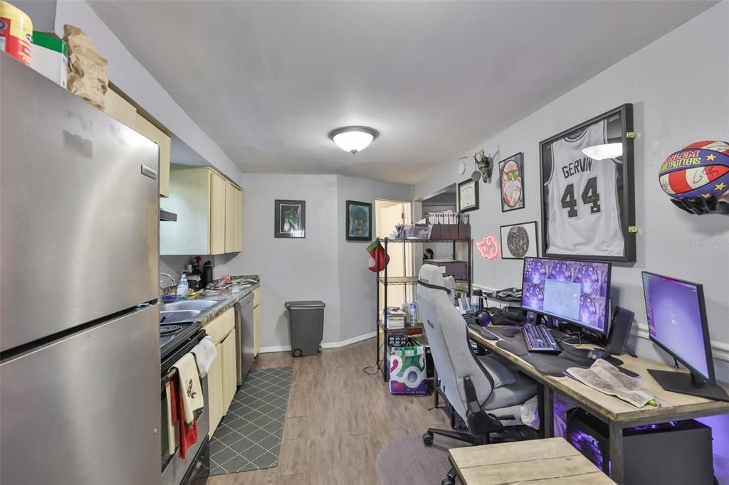 En Venta: $450,000 (3 camas, 0 baños, 1207 Pies cuadrados)