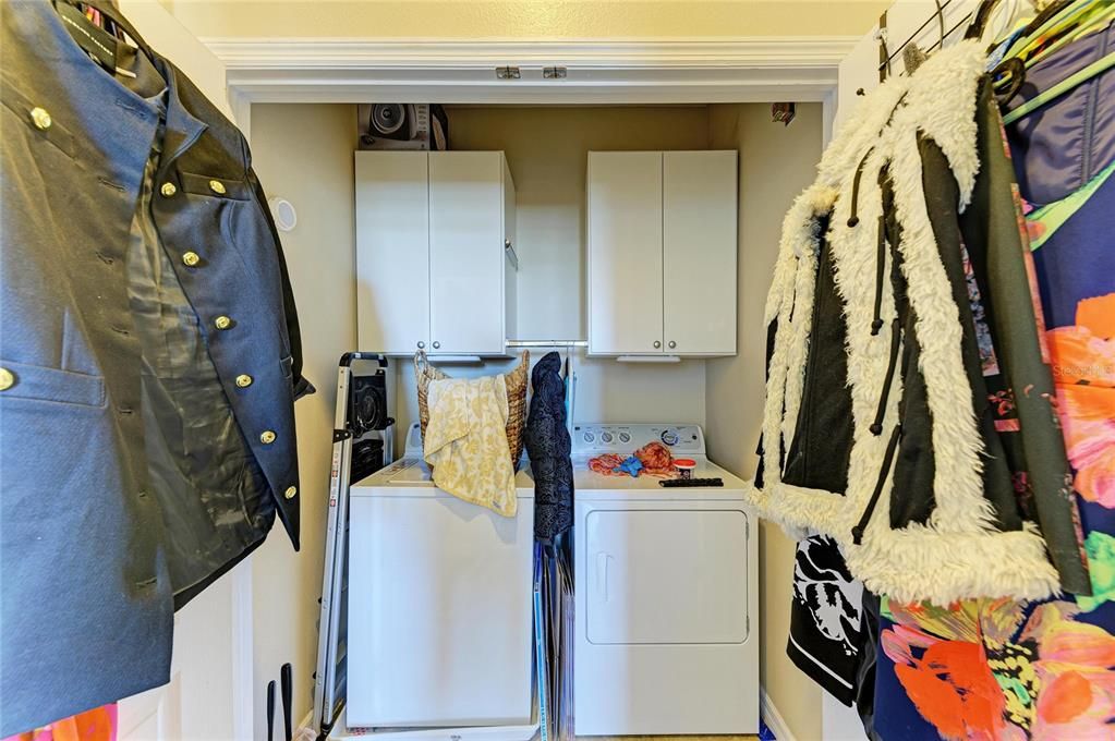 En Venta: $315,000 (3 camas, 2 baños, 1675 Pies cuadrados)