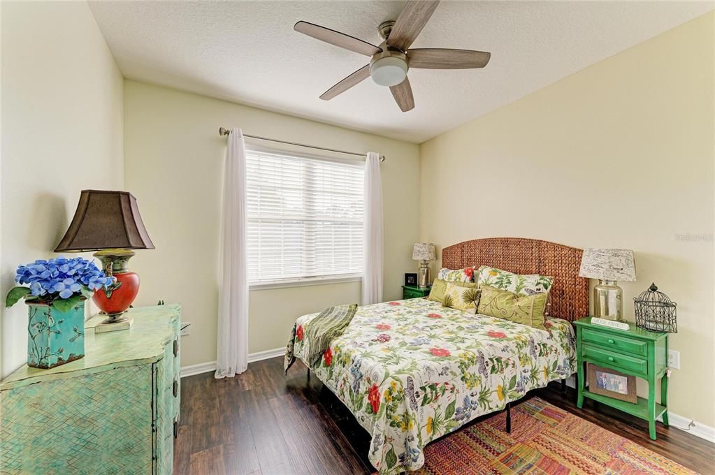 En Venta: $315,000 (3 camas, 2 baños, 1675 Pies cuadrados)