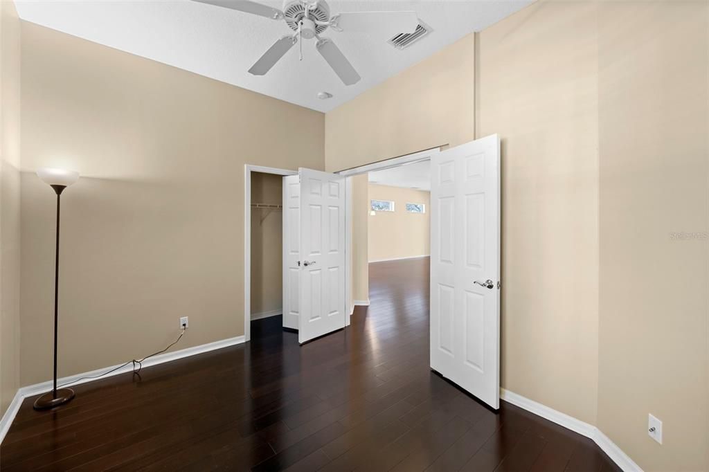 待售: $275,000 (3 贝兹, 2 浴室, 1671 平方英尺)