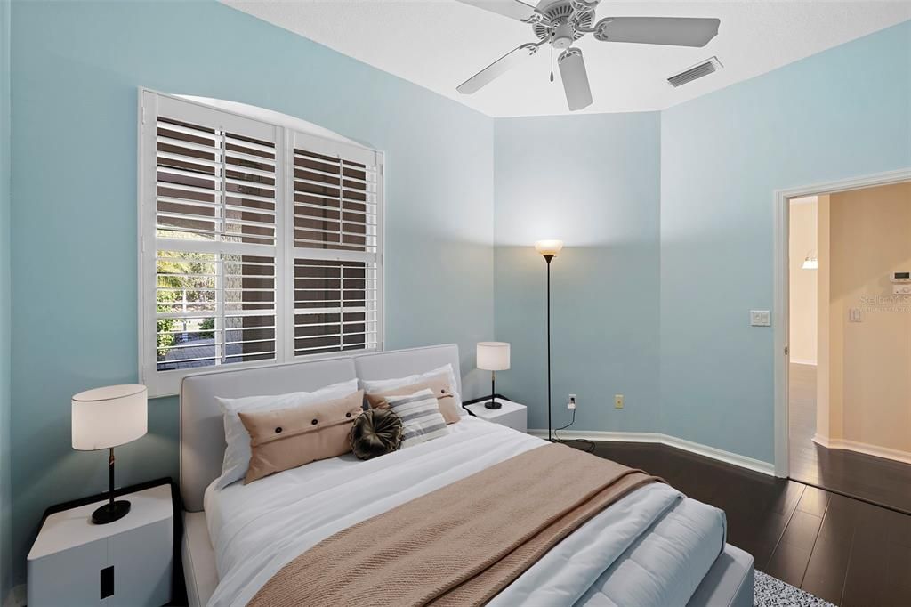 待售: $275,000 (3 贝兹, 2 浴室, 1671 平方英尺)