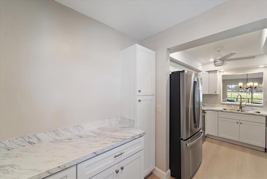 待售: $250,000 (2 贝兹, 2 浴室, 1118 平方英尺)