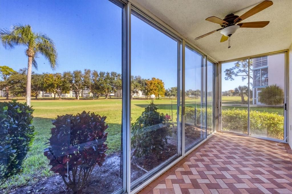 For Sale: $169,995 (2 beds, 2 baths, 1088 Square Feet)