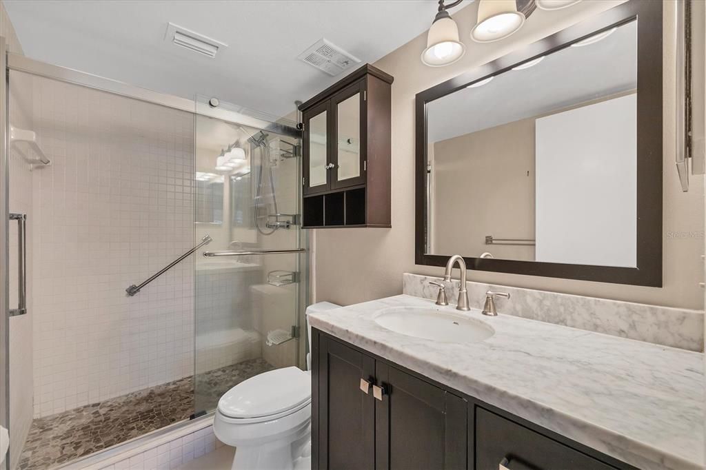 For Sale: $169,995 (2 beds, 2 baths, 1088 Square Feet)