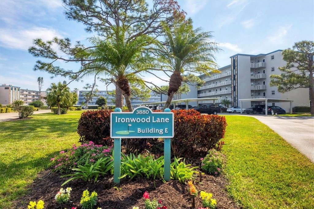 For Sale: $169,995 (2 beds, 2 baths, 1088 Square Feet)