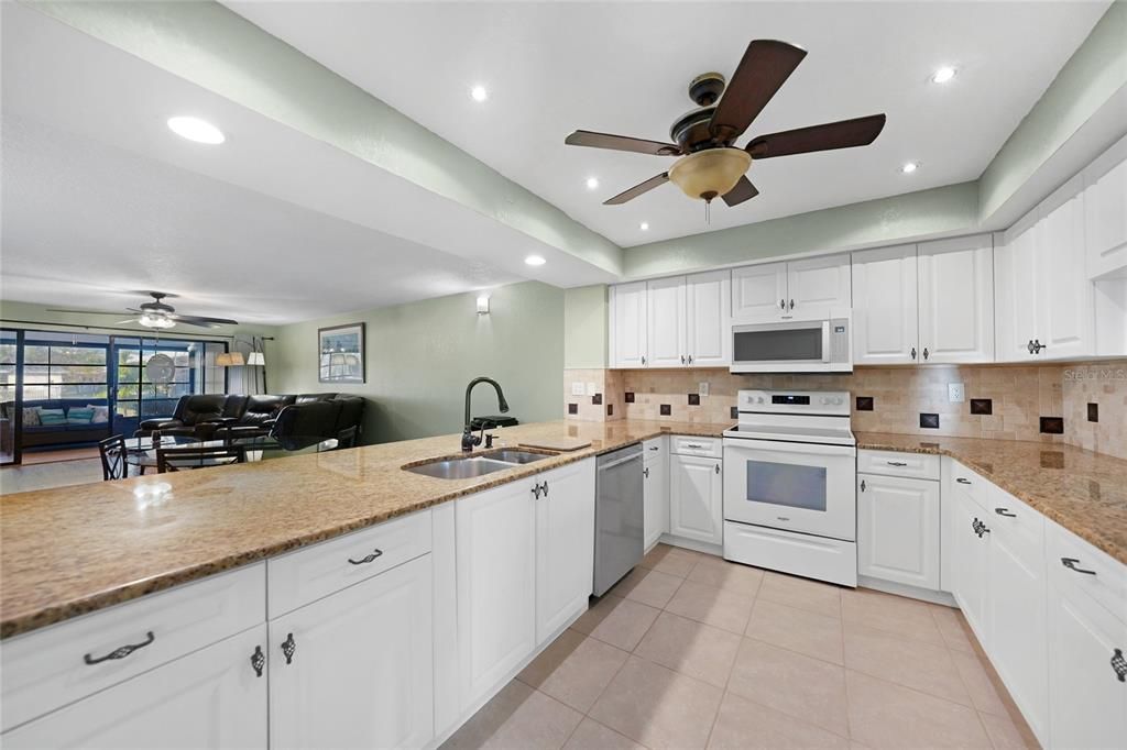 En Venta: $320,000 (3 camas, 2 baños, 1483 Pies cuadrados)