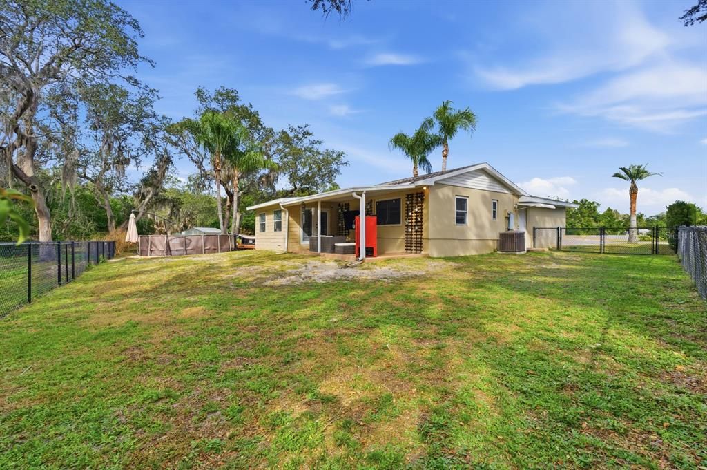 En Venta: $317,000 (3 camas, 2 baños, 1481 Pies cuadrados)