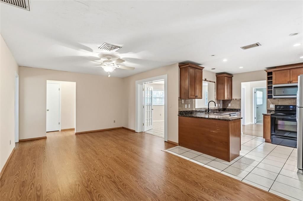 For Sale: $419,000 (3 beds, 2 baths, 2041 Square Feet)