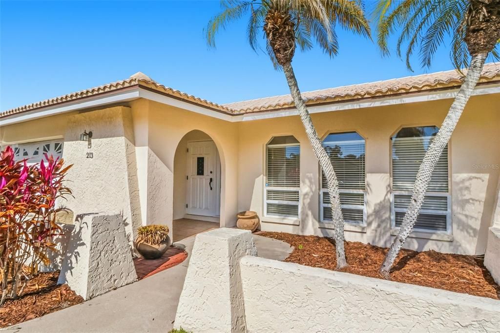 For Sale: $419,000 (3 beds, 2 baths, 2041 Square Feet)