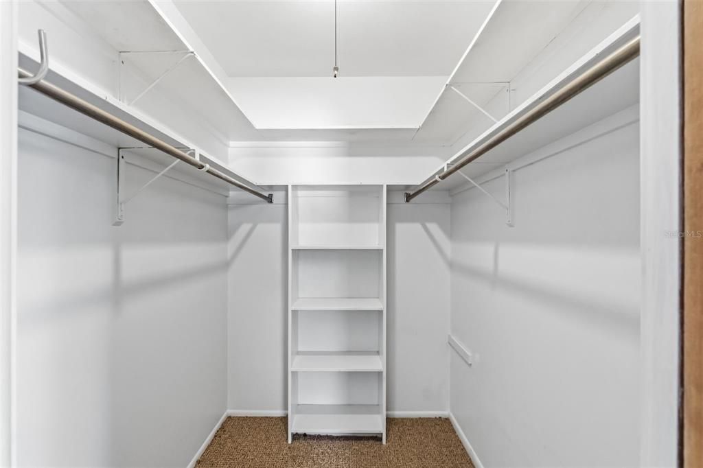 For Sale: $419,000 (3 beds, 2 baths, 2041 Square Feet)