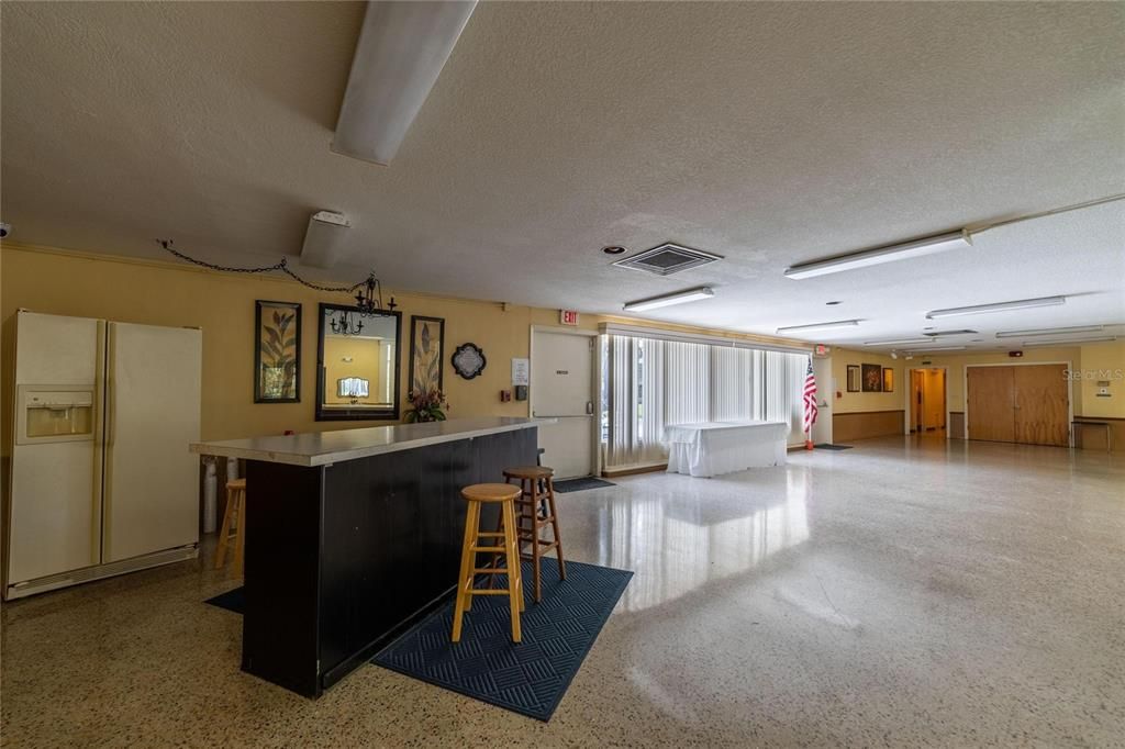 For Sale: $419,000 (3 beds, 1 baths, 1061 Square Feet)