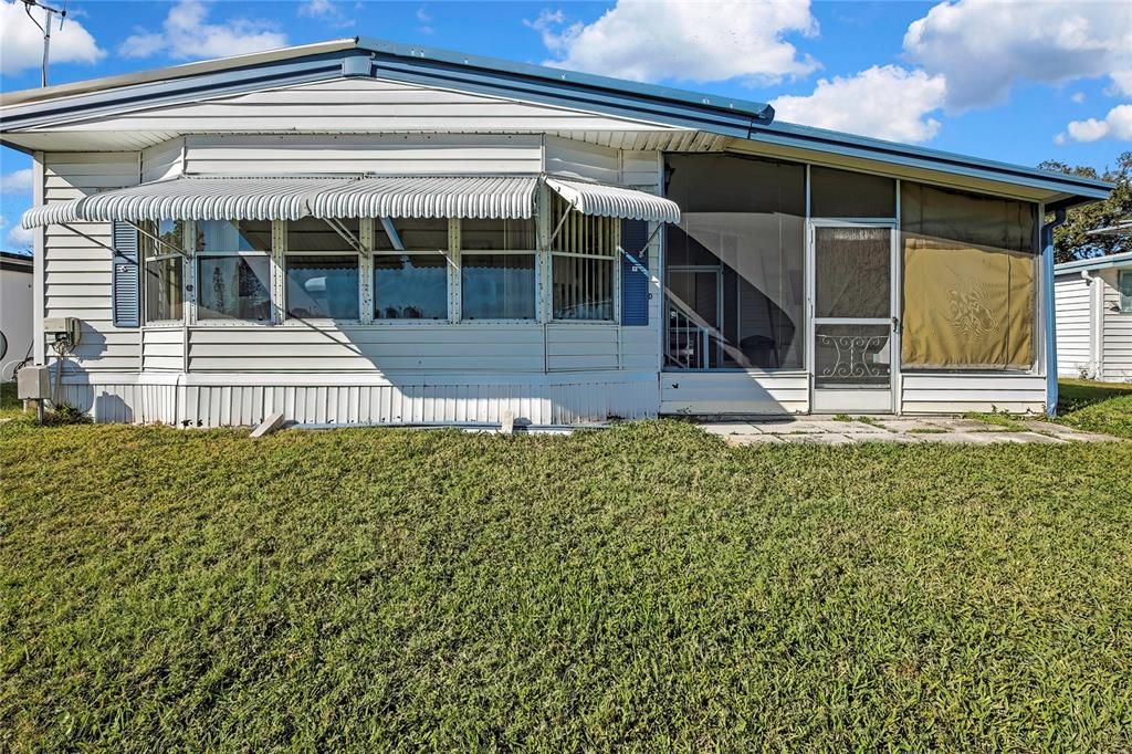 待售: $140,000 (2 贝兹, 2 浴室, 1260 平方英尺)