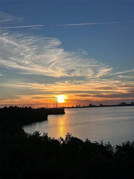 En Venta: $360,000 (2 camas, 2 baños, 1733 Pies cuadrados)