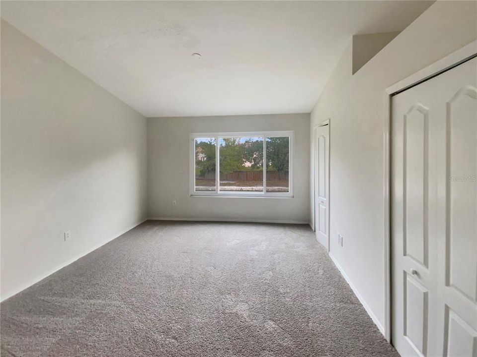 待售: $205,000 (2 贝兹, 1 浴室, 1184 平方英尺)